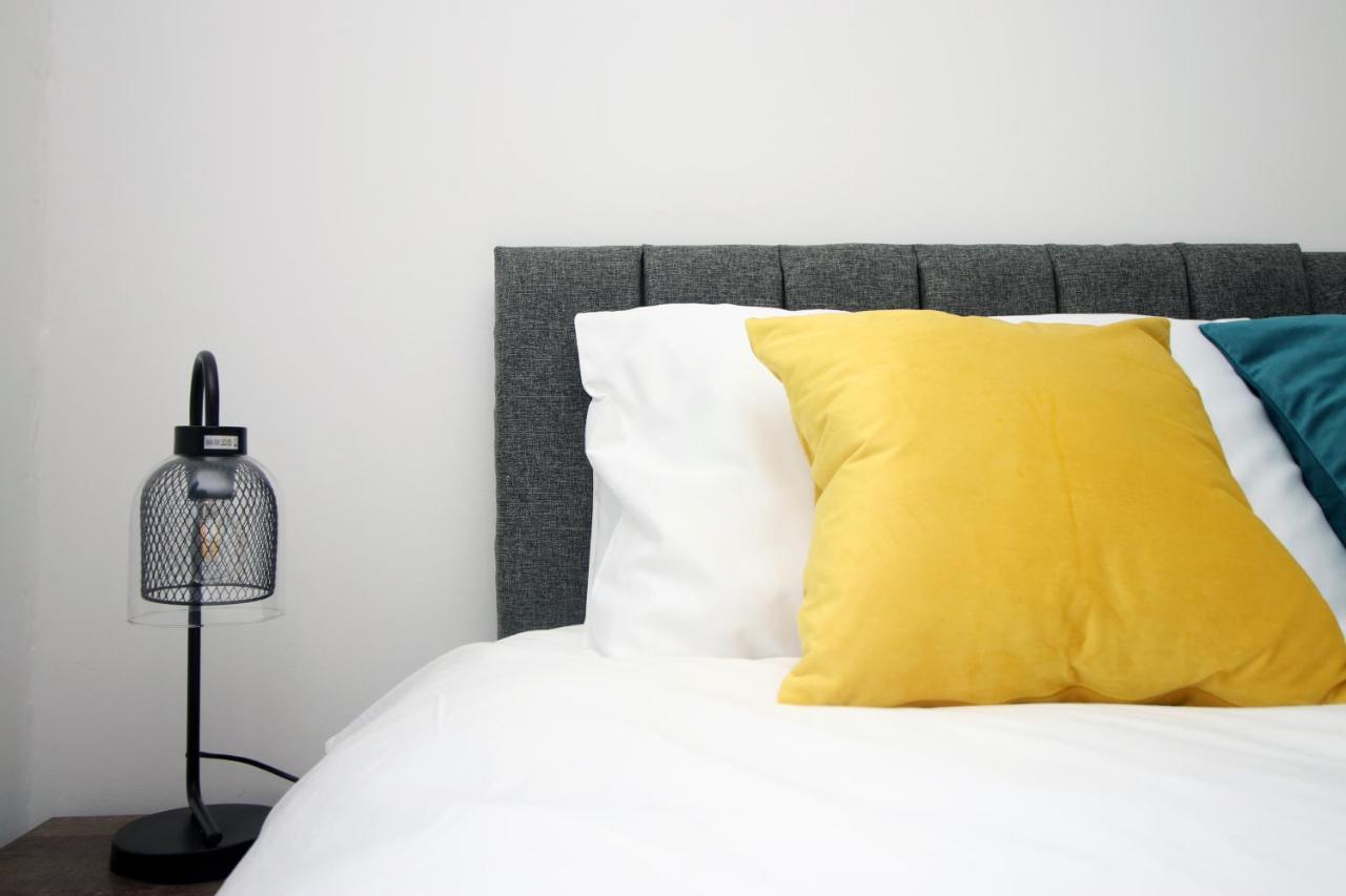 Delft - Spacious Home, High Speed Wi-Fi, Free Parking, Terrace 史云顿 外观 照片